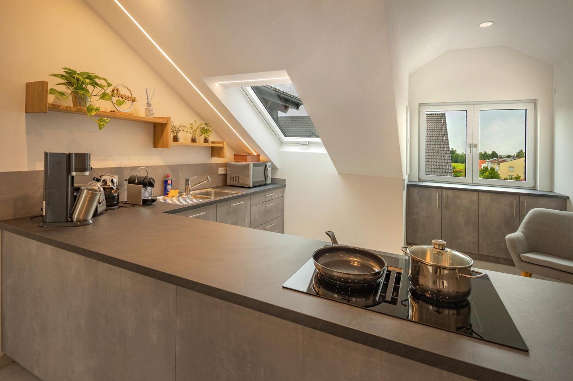 Sweethome - Poing Apartments ภายนอก รูปภาพ