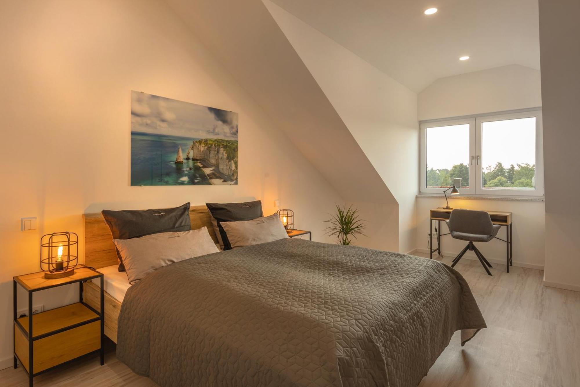 Sweethome - Poing Apartments ภายนอก รูปภาพ