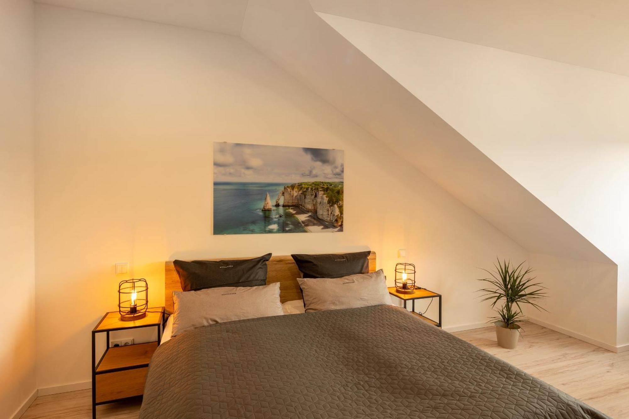Sweethome - Poing Apartments ภายนอก รูปภาพ