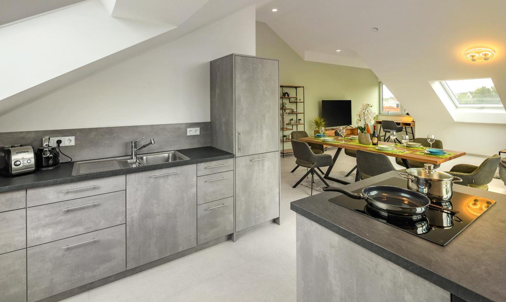 Sweethome - Poing Apartments ภายนอก รูปภาพ