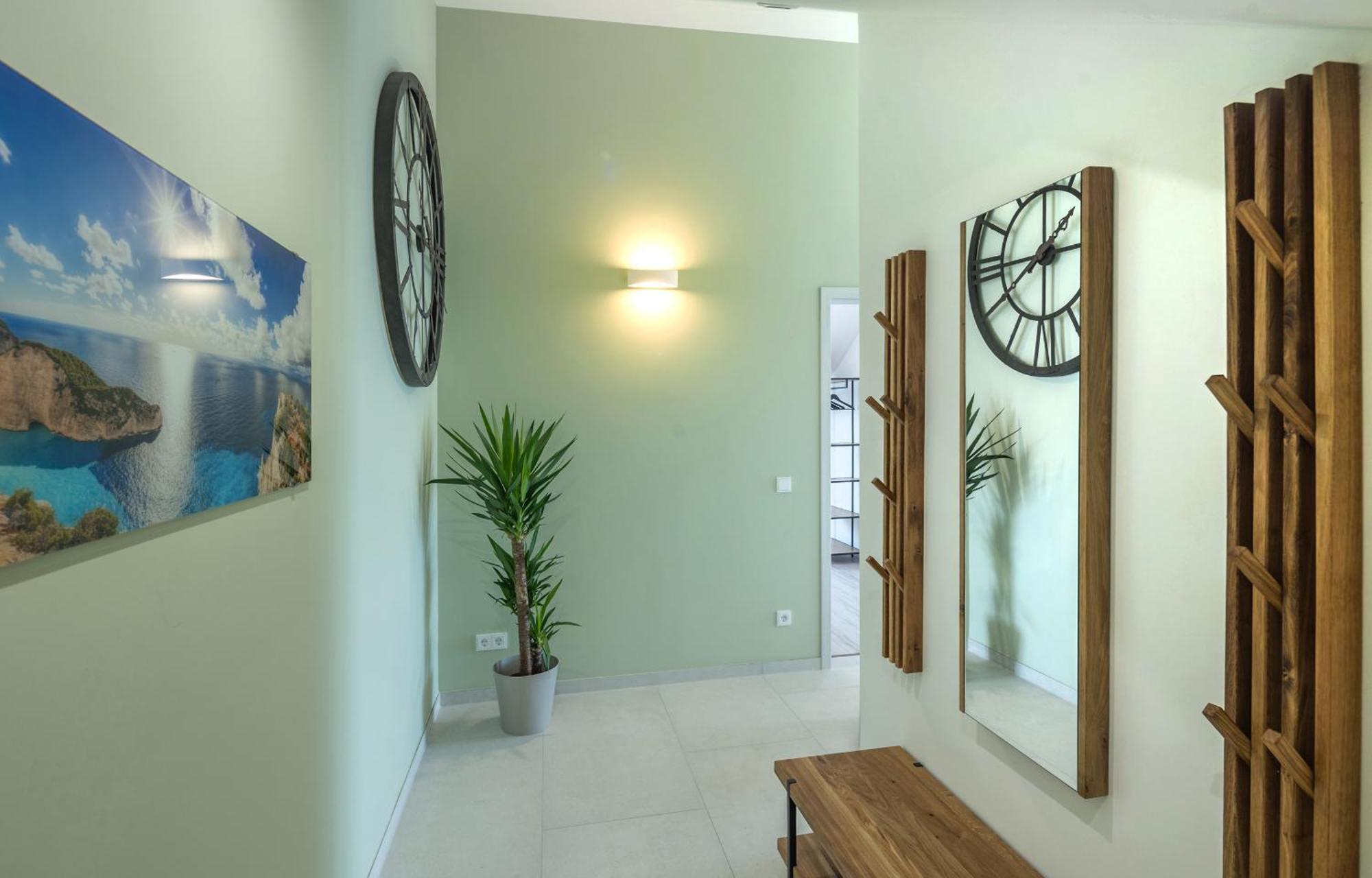 Sweethome - Poing Apartments ภายนอก รูปภาพ
