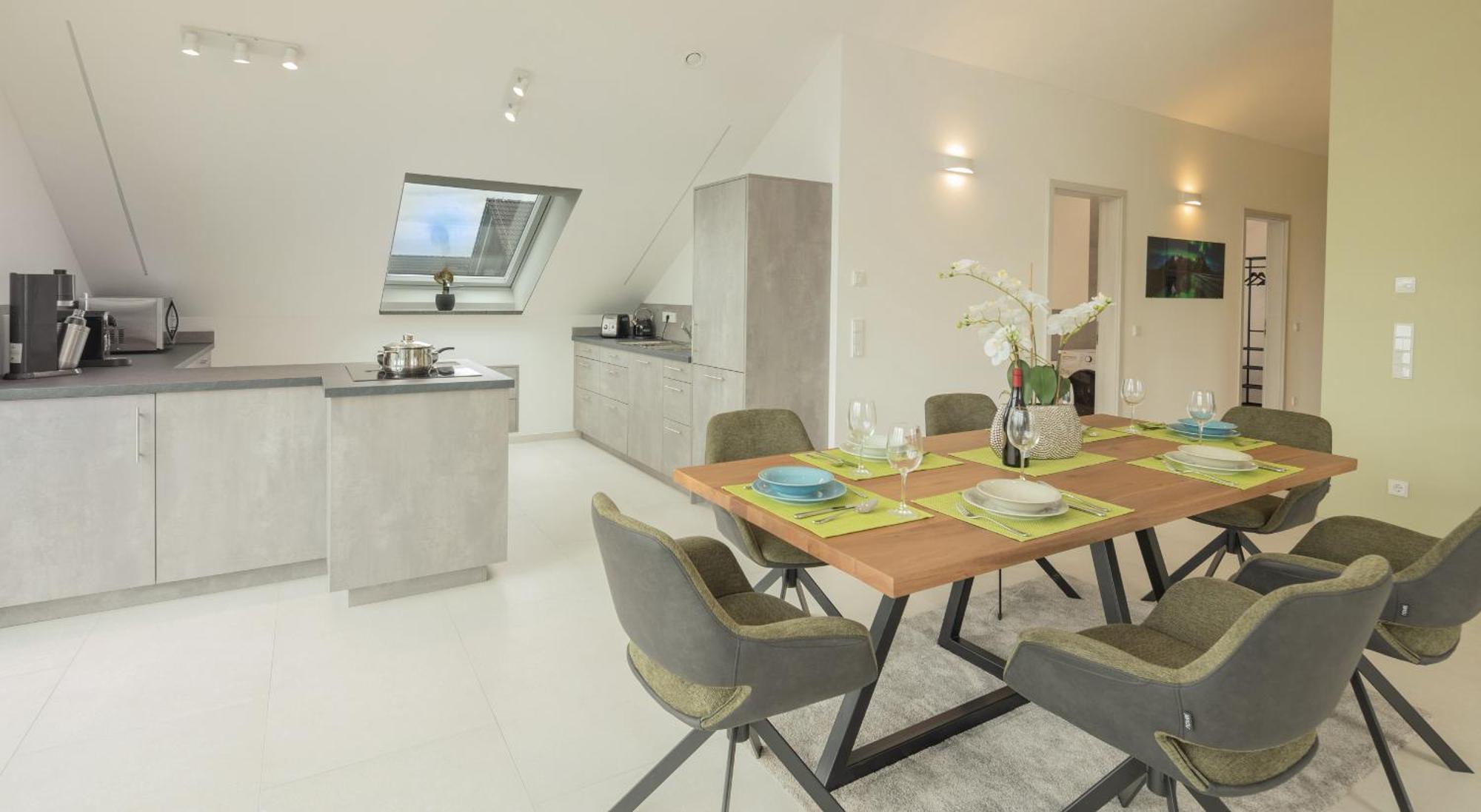 Sweethome - Poing Apartments ภายนอก รูปภาพ