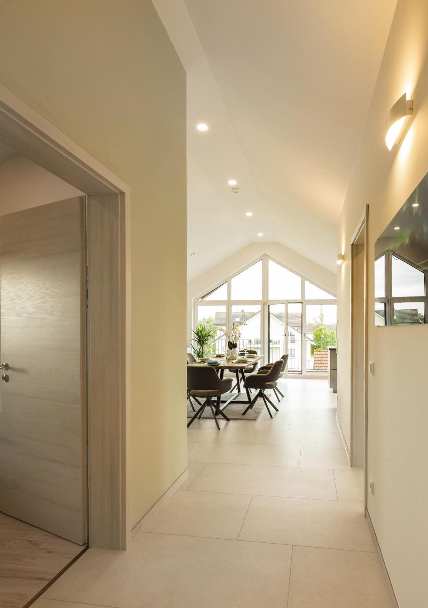 Sweethome - Poing Apartments ภายนอก รูปภาพ