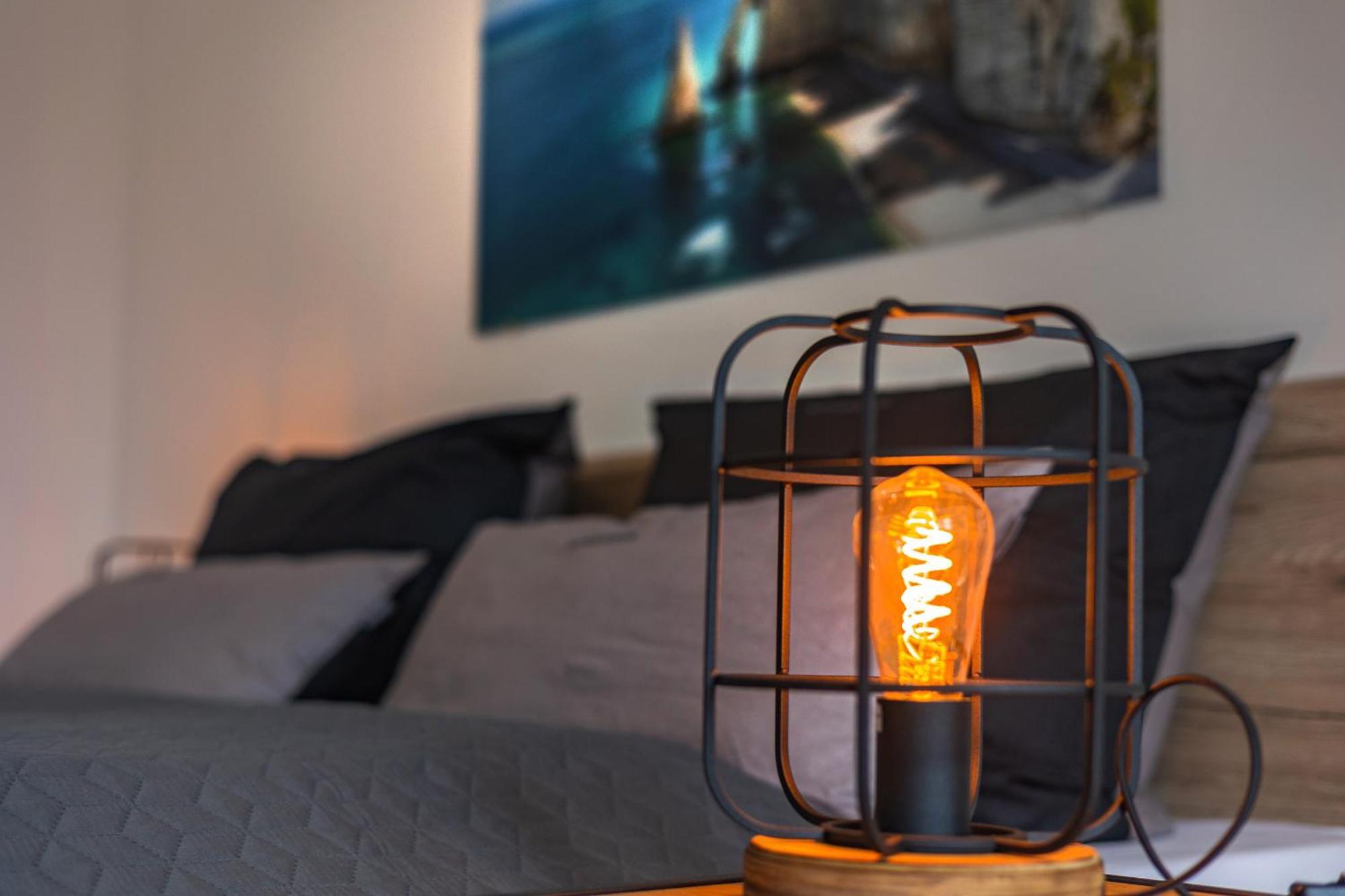 Sweethome - Poing Apartments ภายนอก รูปภาพ